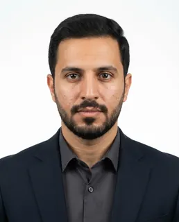 نمونه خروجی پرامپت «عکس پرسنلی و مدارک»، ساخته‌شده با هوش مصنوعی